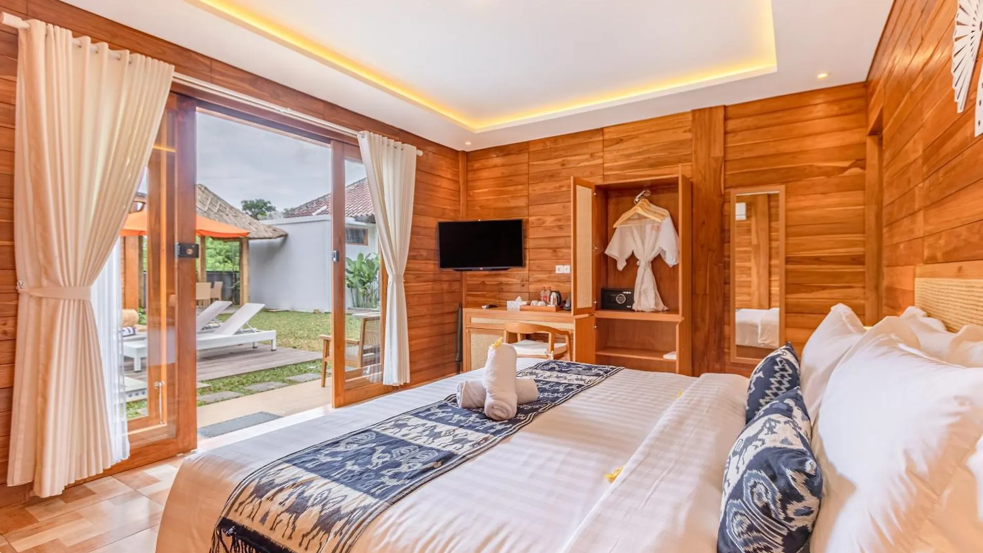 Kubu Gwk Resort Jimbaran  4*, Jimbaran (Bali)